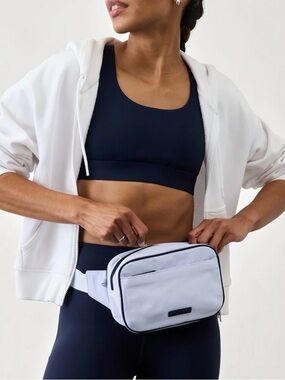 Athleta All About Tipping Large Crossbody Gossamer Blue Belt Bag
